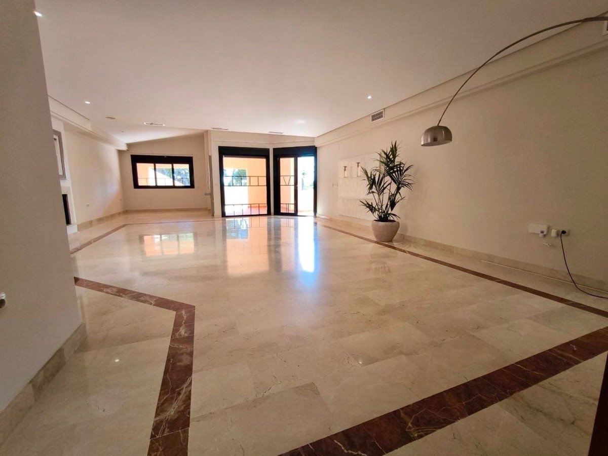 2 Bed Penthouse in Puerto Banús