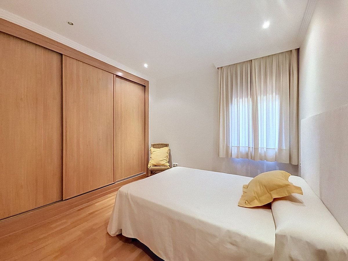4 Bed Ground Floor Apartment in Costalita