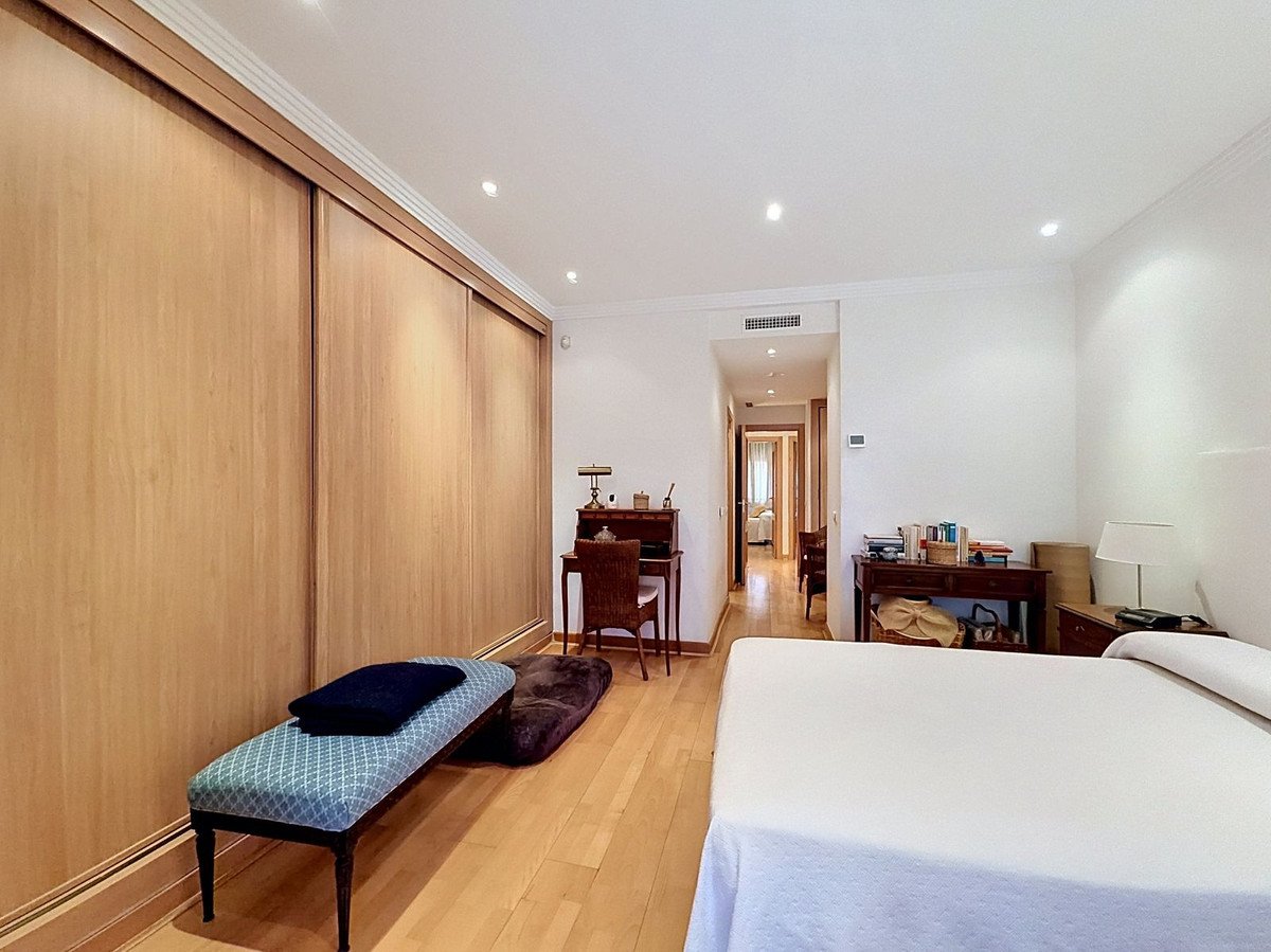 4 Bed Ground Floor Apartment in Costalita
