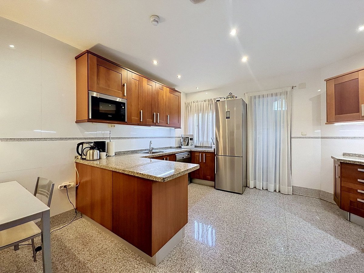 4 Bed Ground Floor Apartment in Costalita