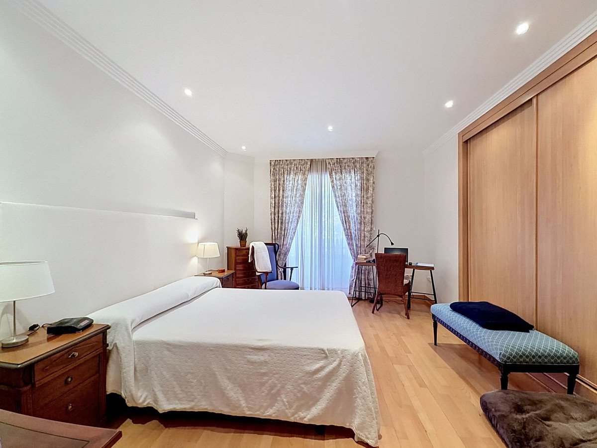 4 Bed Ground Floor Apartment in Costalita