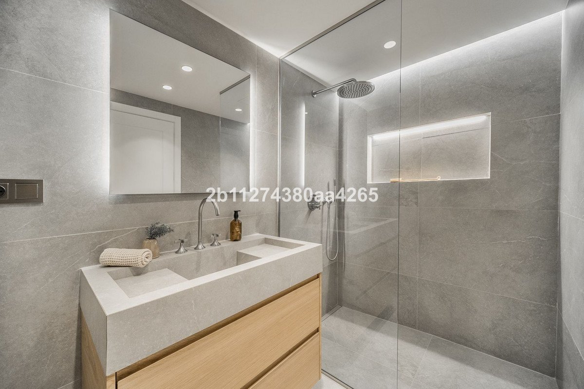 3 Bed Penthouse Duplex in Marbella