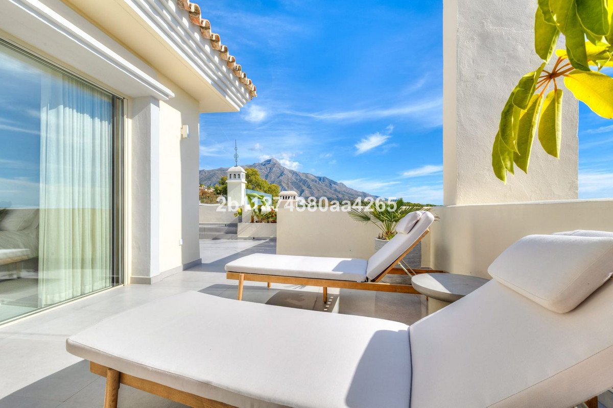 3 Bed Penthouse Duplex in Marbella