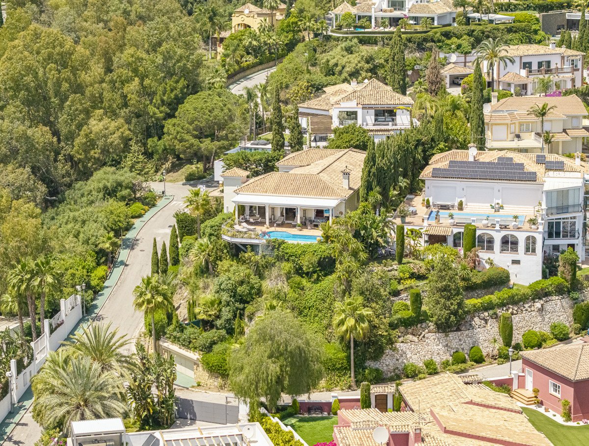6 Bed Detached Villa in Benahavís
