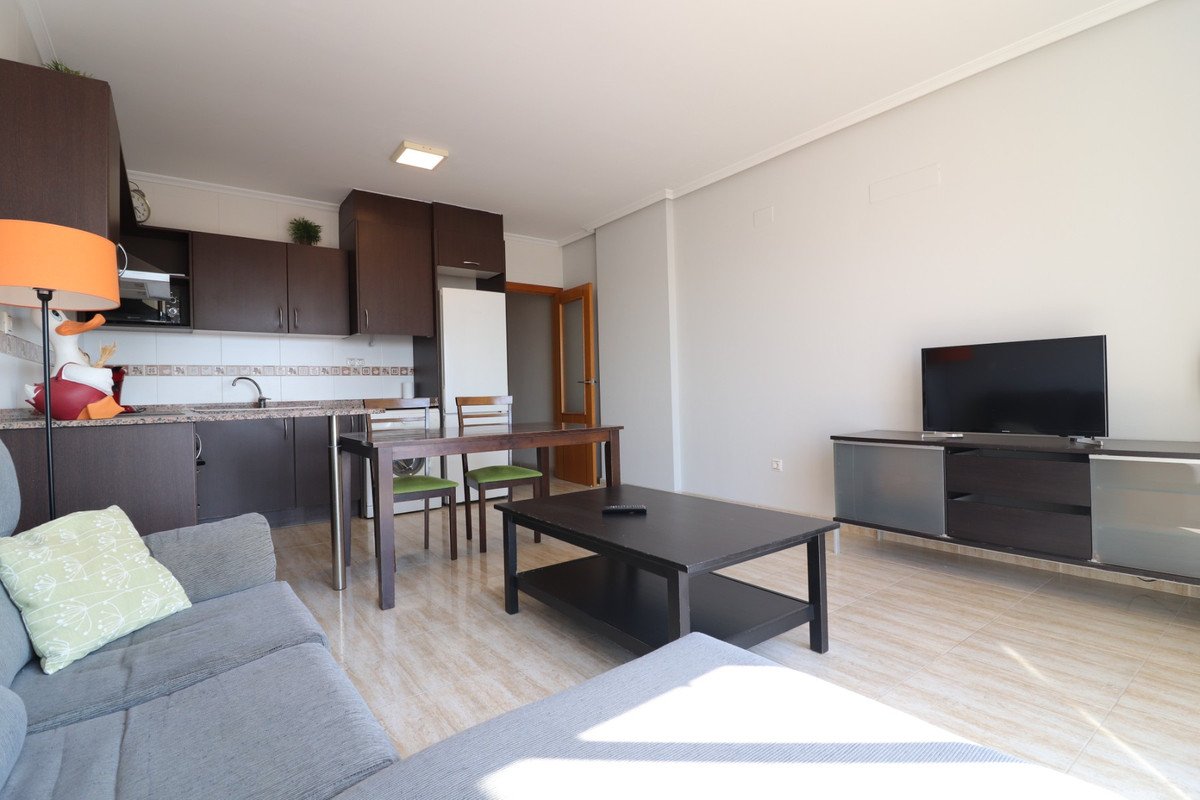 2 Bed Middle Floor Apartment in Almoradi