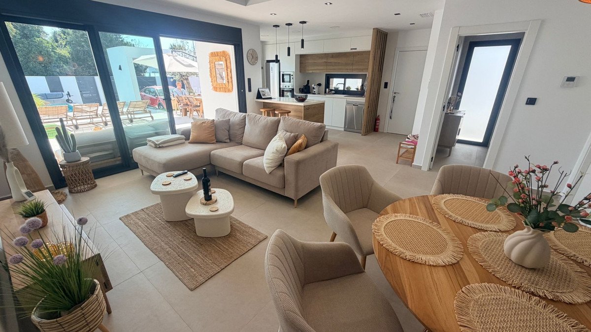 3 Bed Detached Villa in Dolores