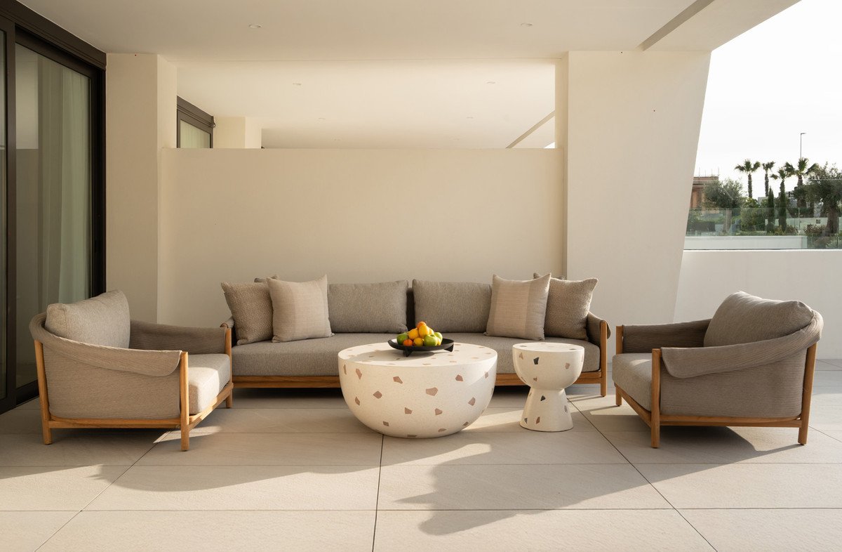 4 Bed Ground Floor Apartment in The Golden Mile