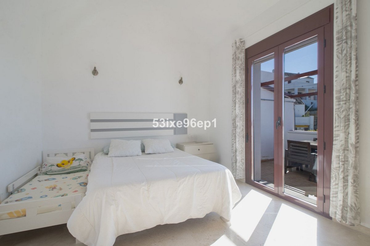 2 Bed Townhouse in Doña Julia