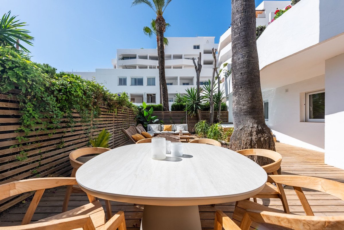 3 Bed Ground Floor Apartment in Nueva Andalucía