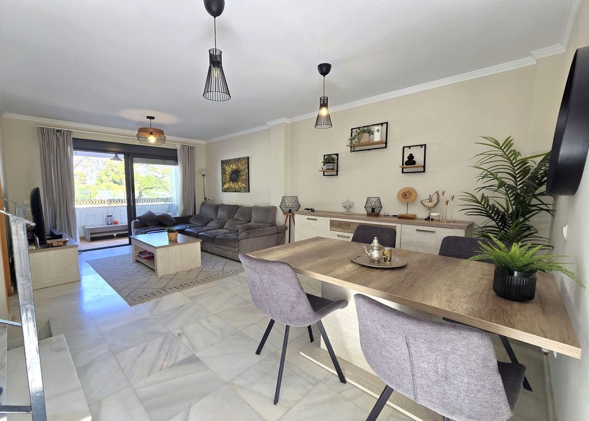 4 Bedrooms, Benalmadena Costa