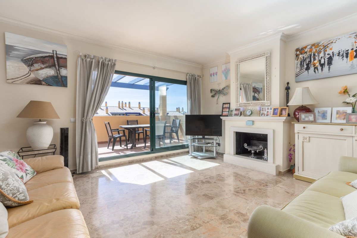 3 Bed Penthouse in San Pedro de Alcántara