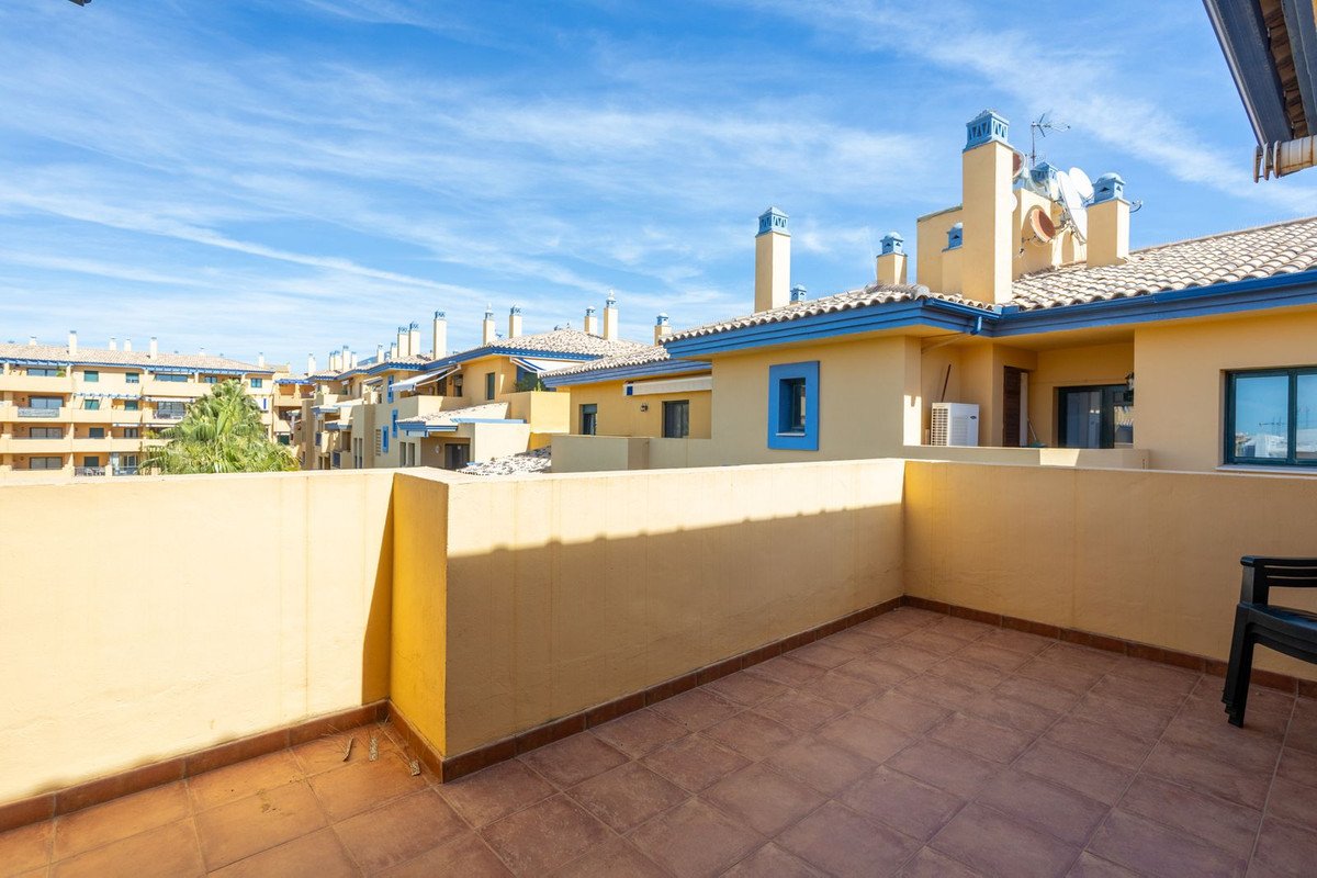 3 Bed Penthouse in San Pedro de Alcántara