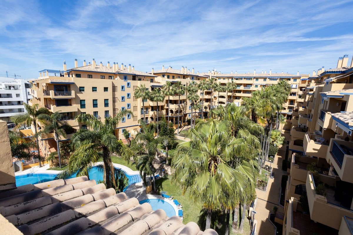 3 Bed Penthouse in San Pedro de Alcántara