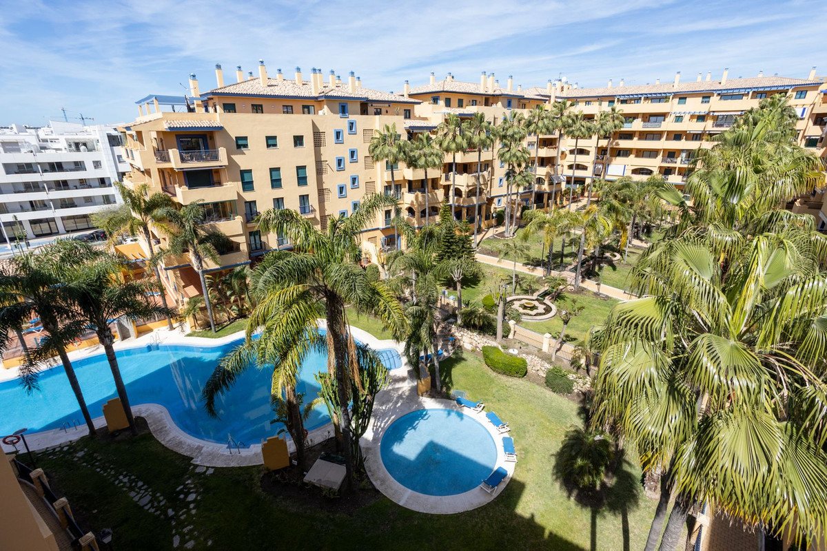 3 Bed Penthouse in San Pedro de Alcántara