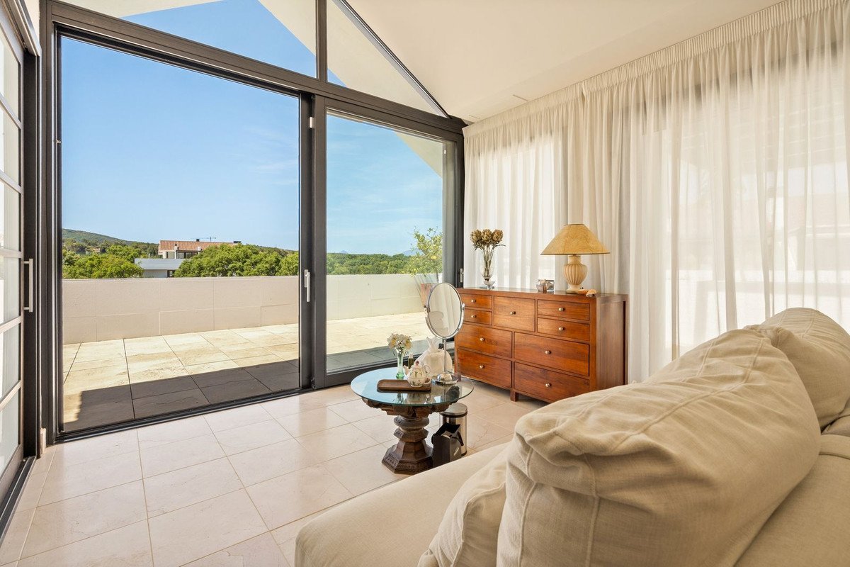 2 Bed Townhouse in Sotogrande Alto
