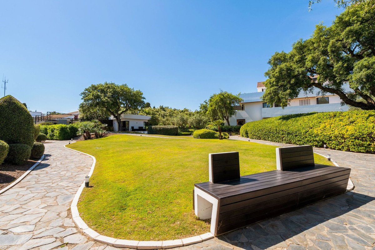 2 Bed Townhouse in Sotogrande Alto