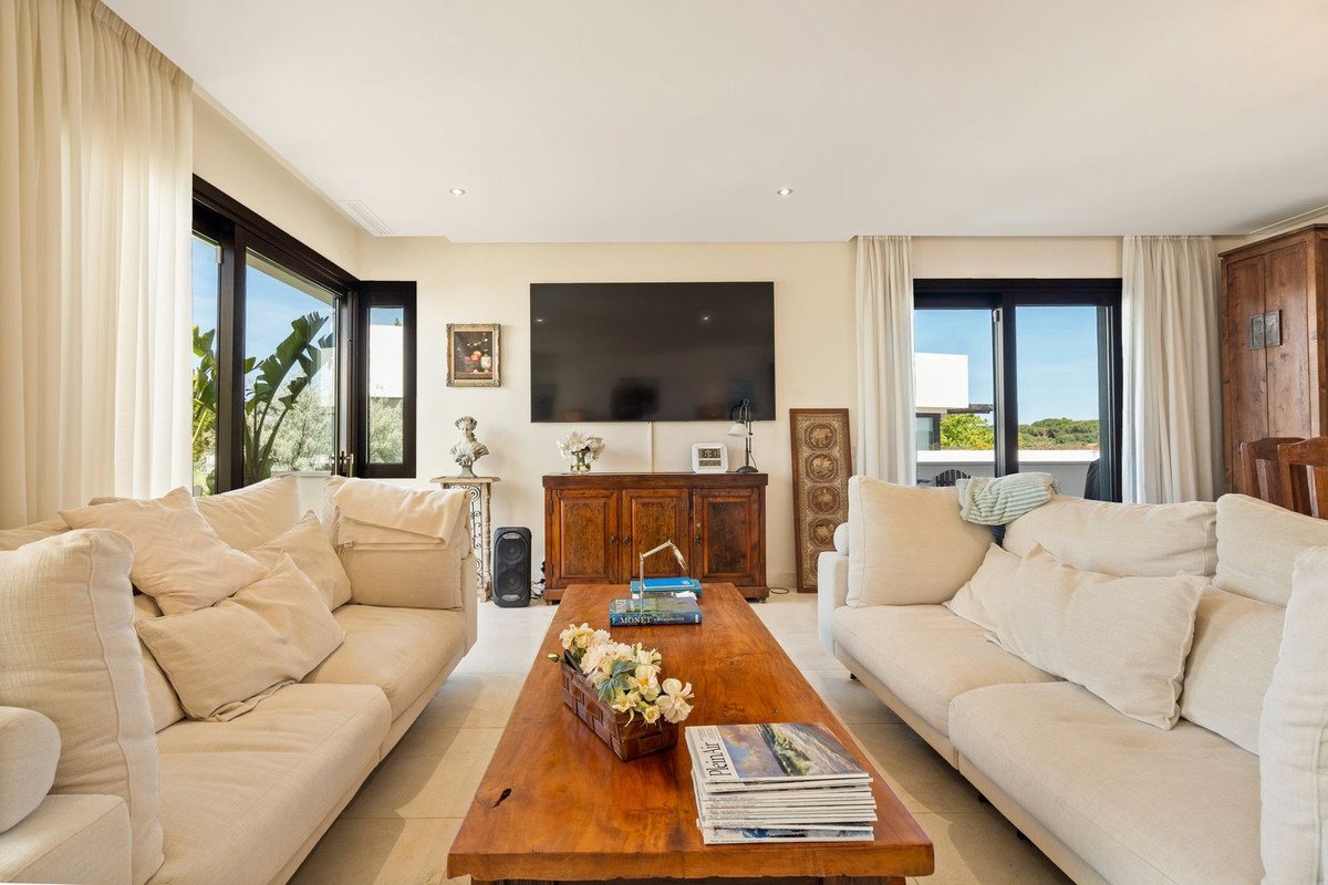 2 Bed Townhouse in Sotogrande Alto