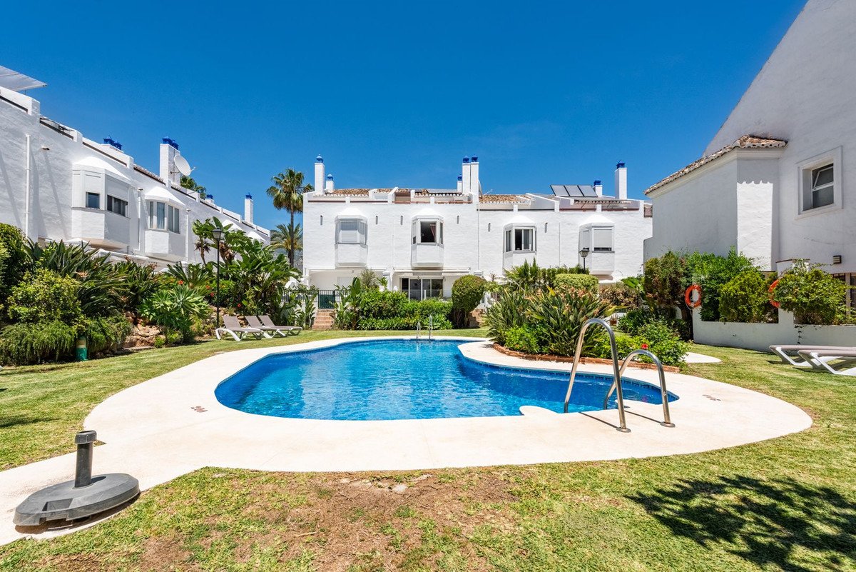 3 Bed Townhouse in The Golden Mile