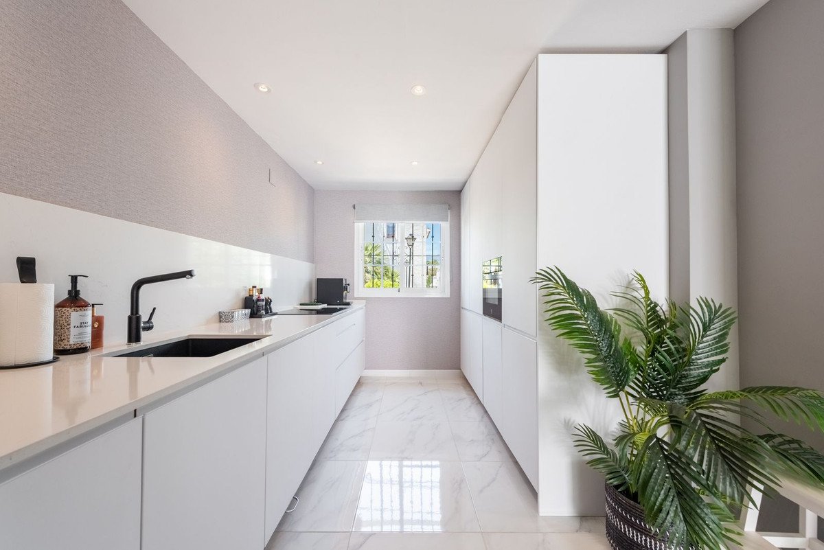 3 Bed Townhouse in The Golden Mile