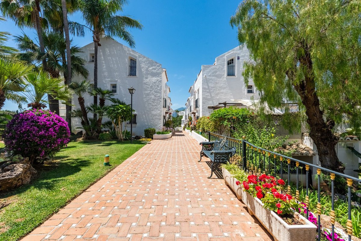 3 Bed Townhouse in The Golden Mile