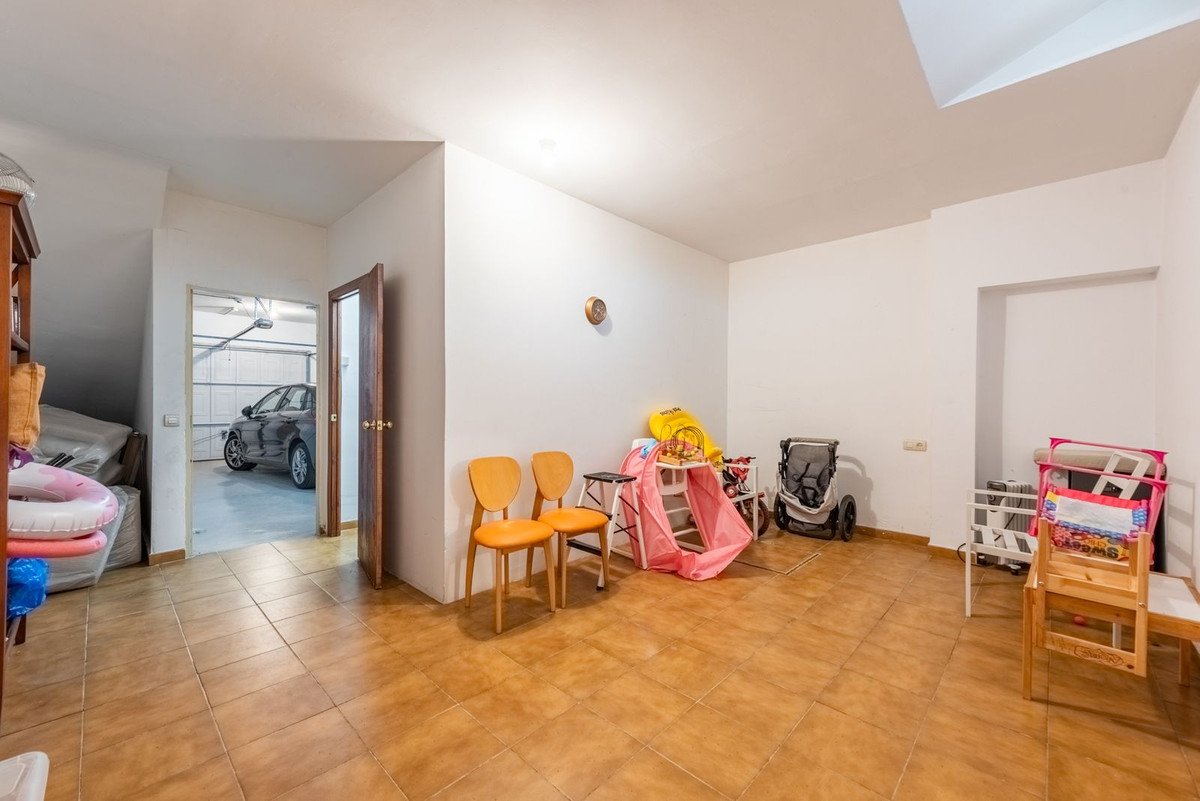 3 Bed Townhouse in The Golden Mile