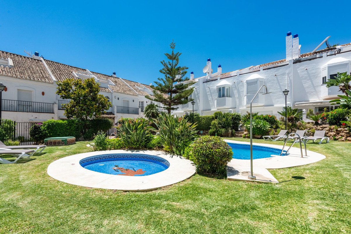 3 Bed Townhouse in The Golden Mile