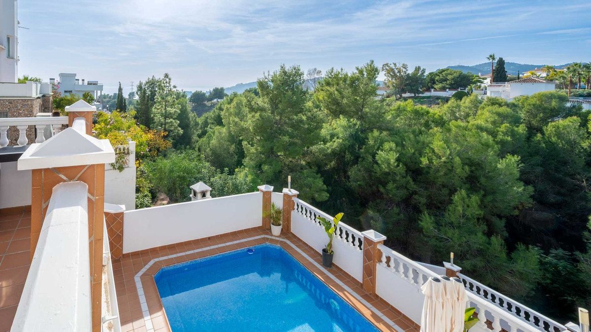 5 Bed Detached Villa in Frigiliana
