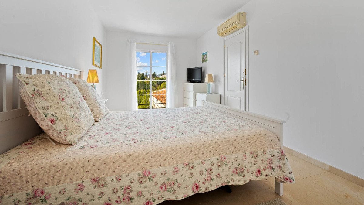 5 Bed Detached Villa in Frigiliana