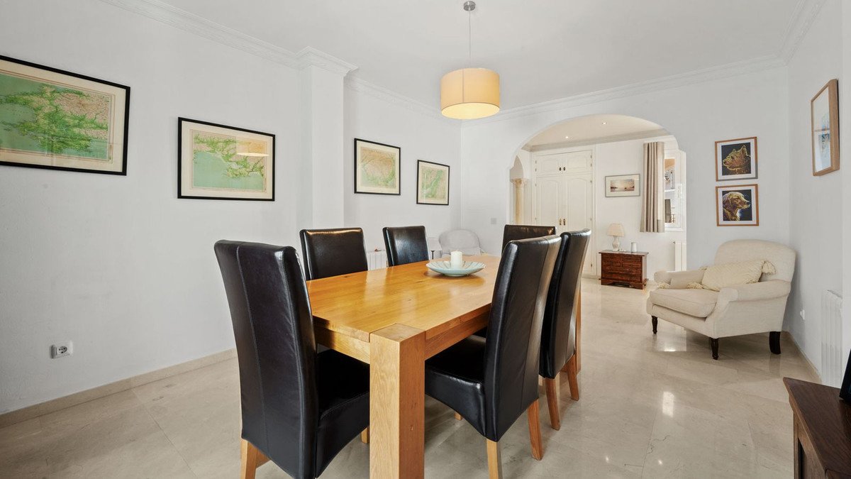 5 Bed Detached Villa in Frigiliana