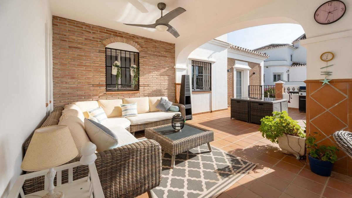 5 Bed Detached Villa in Frigiliana