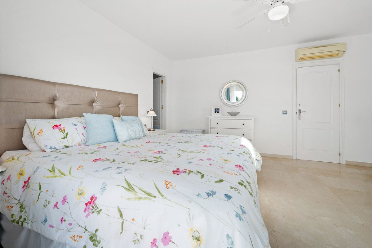 5 Bed Detached Villa in Frigiliana