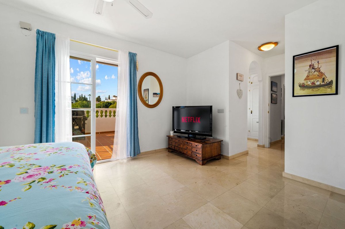 5 Bed Detached Villa in Frigiliana
