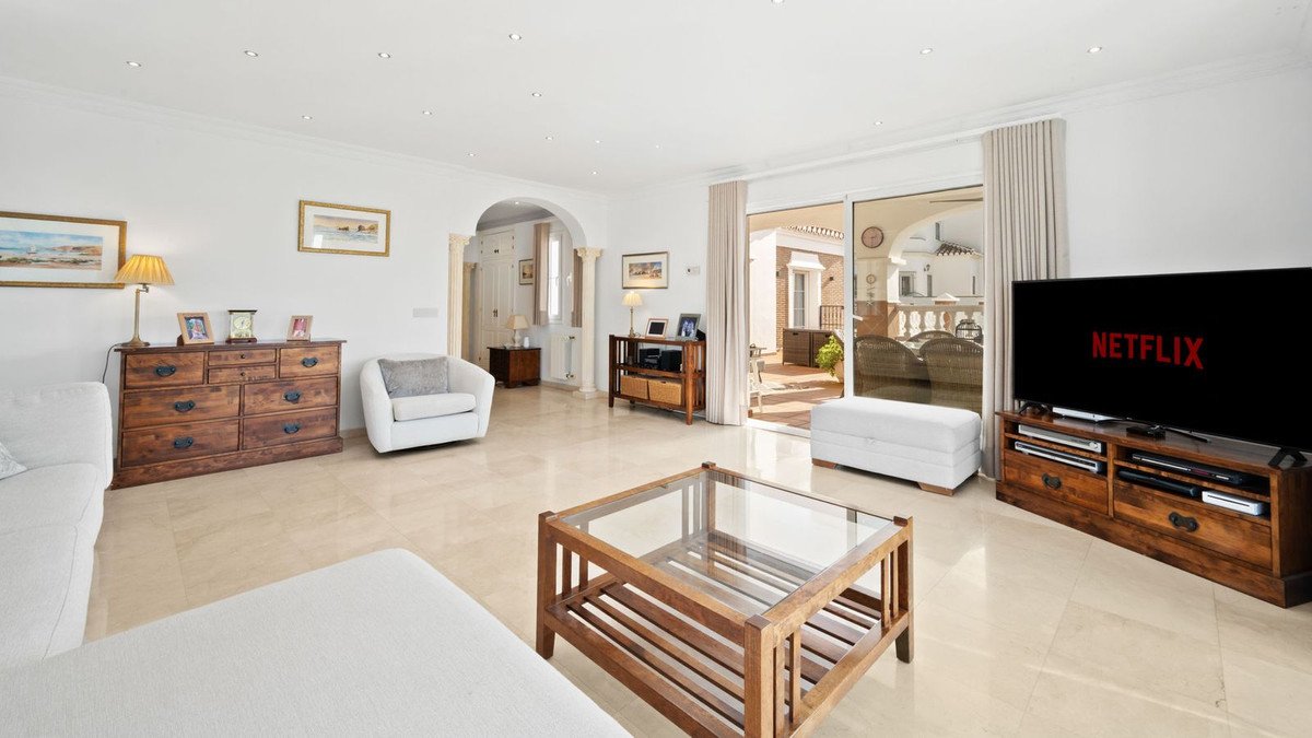 5 Bed Detached Villa in Frigiliana