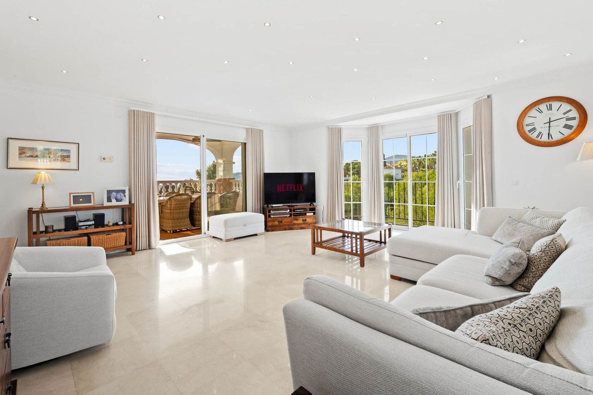 5 Bed Detached Villa in Frigiliana
