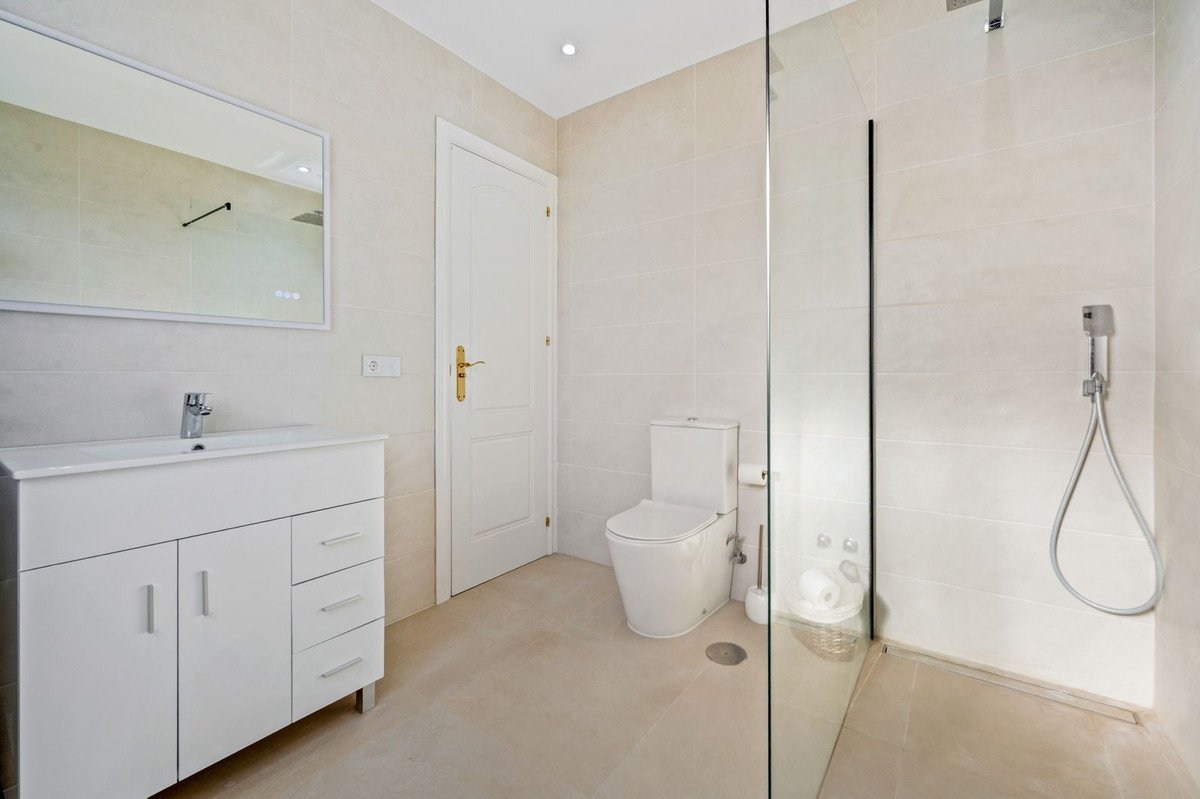 5 Bed Detached Villa in Frigiliana