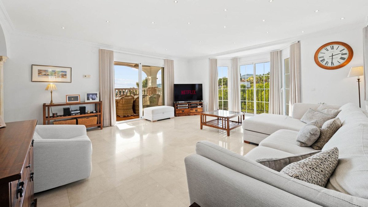 5 Bed Detached Villa in Frigiliana
