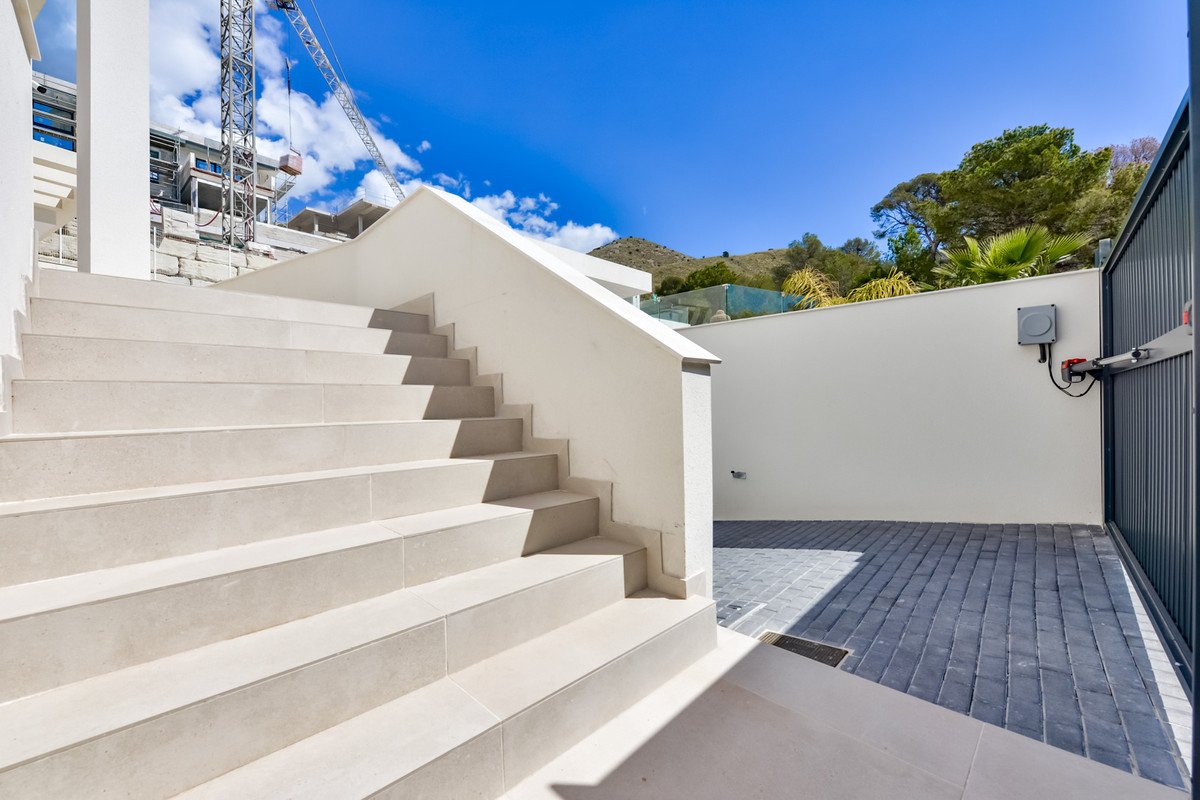 7 Bed New Development in Finestrat