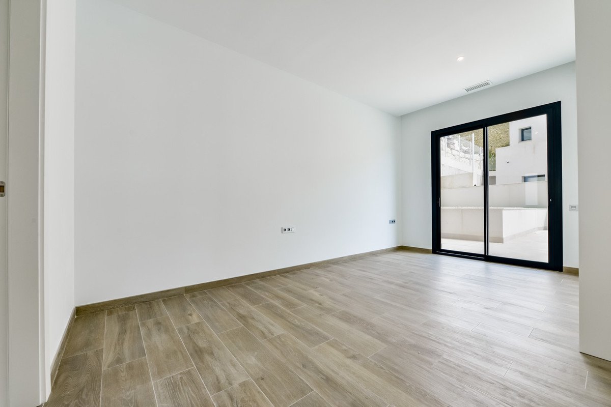 7 Bed New Development in Finestrat