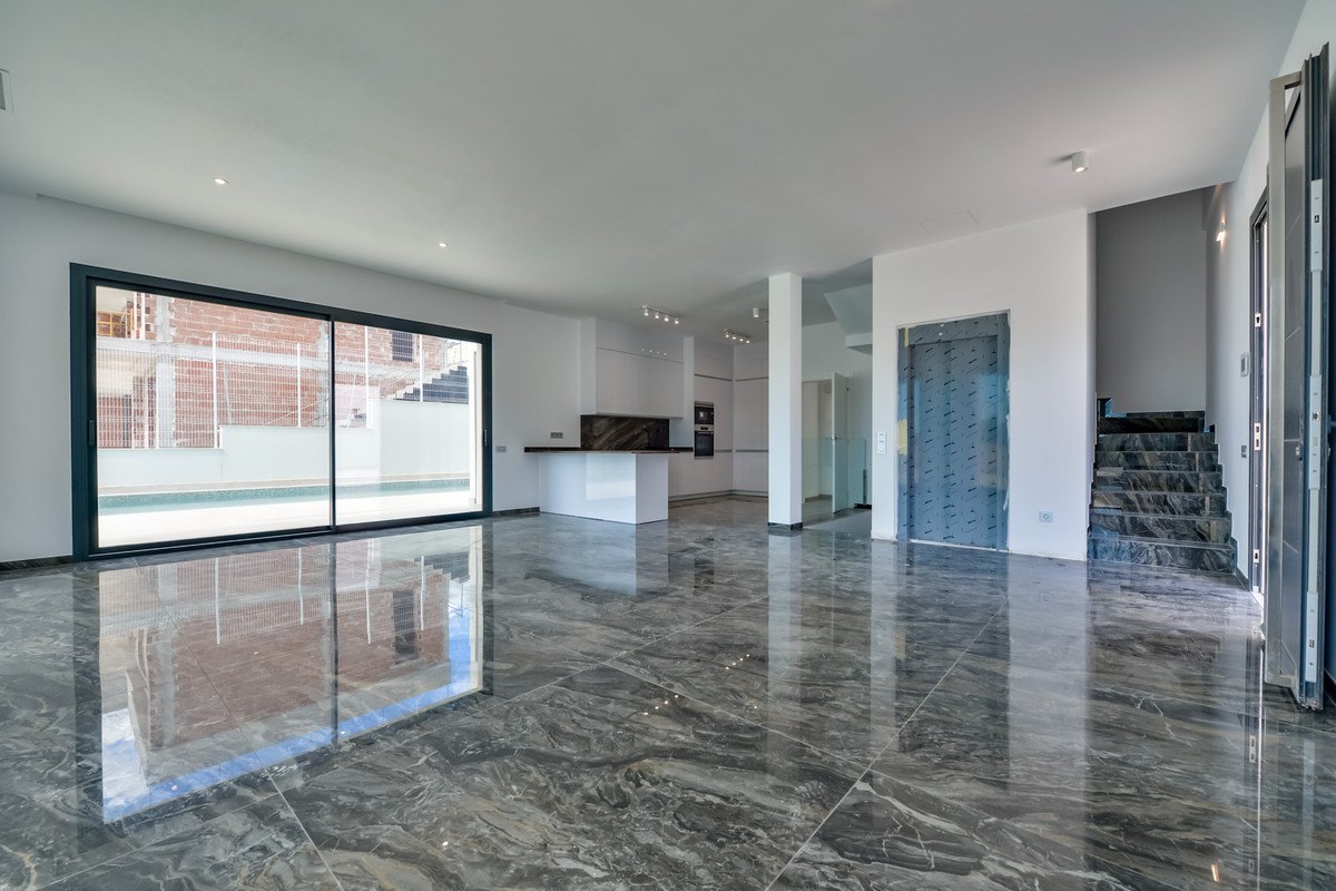 7 Bed New Development in Finestrat
