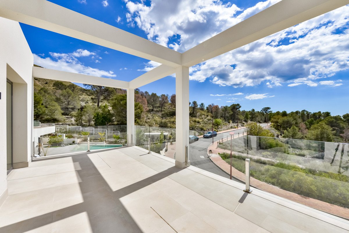 7 Bed New Development in Finestrat