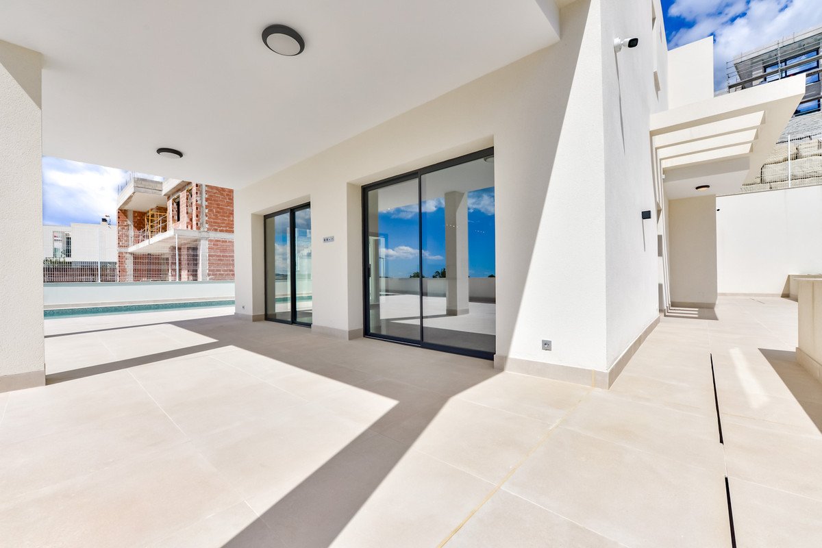 7 Bed New Development in Finestrat