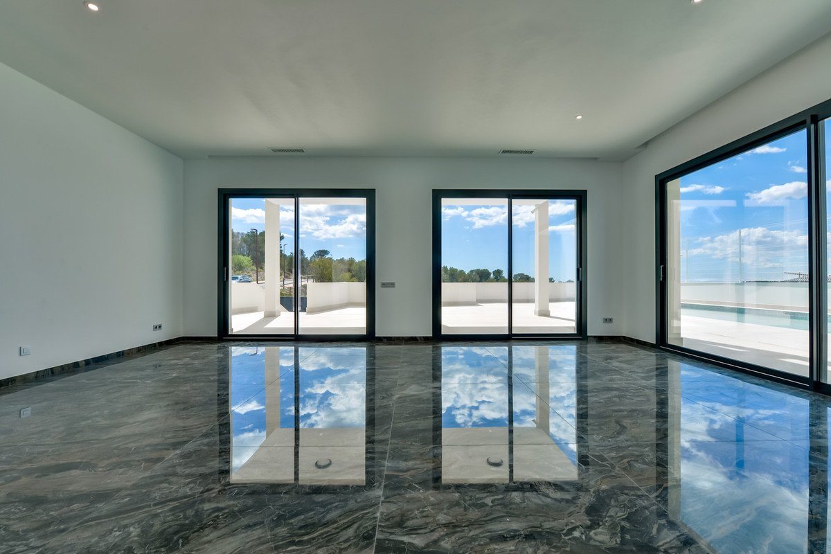 7 Bed New Development in Finestrat