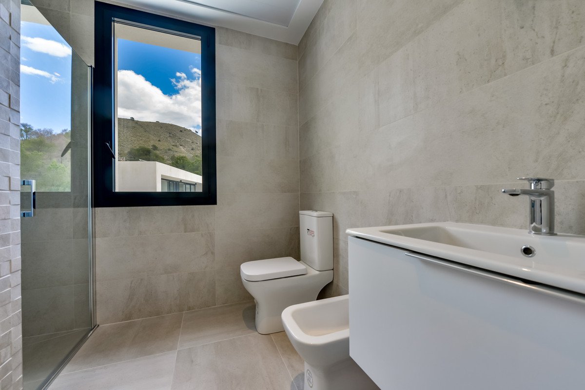 7 Bed New Development in Finestrat