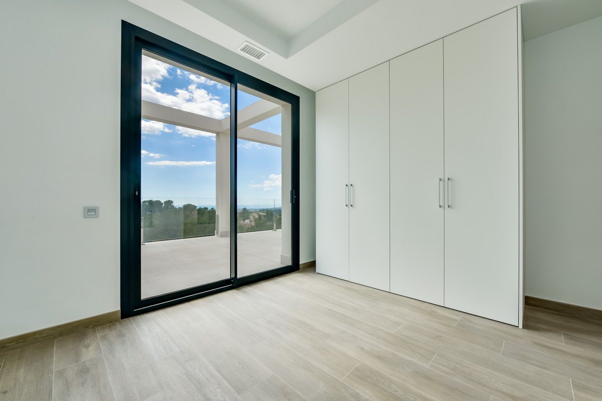 7 Bed New Development in Finestrat