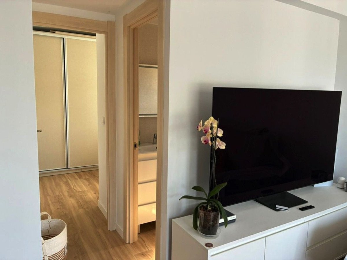 1 Bed Middle Floor Apartment in Nueva Andalucía