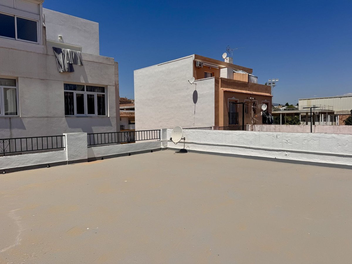 4 Bed Top Floor Apartment in Mijas Costa