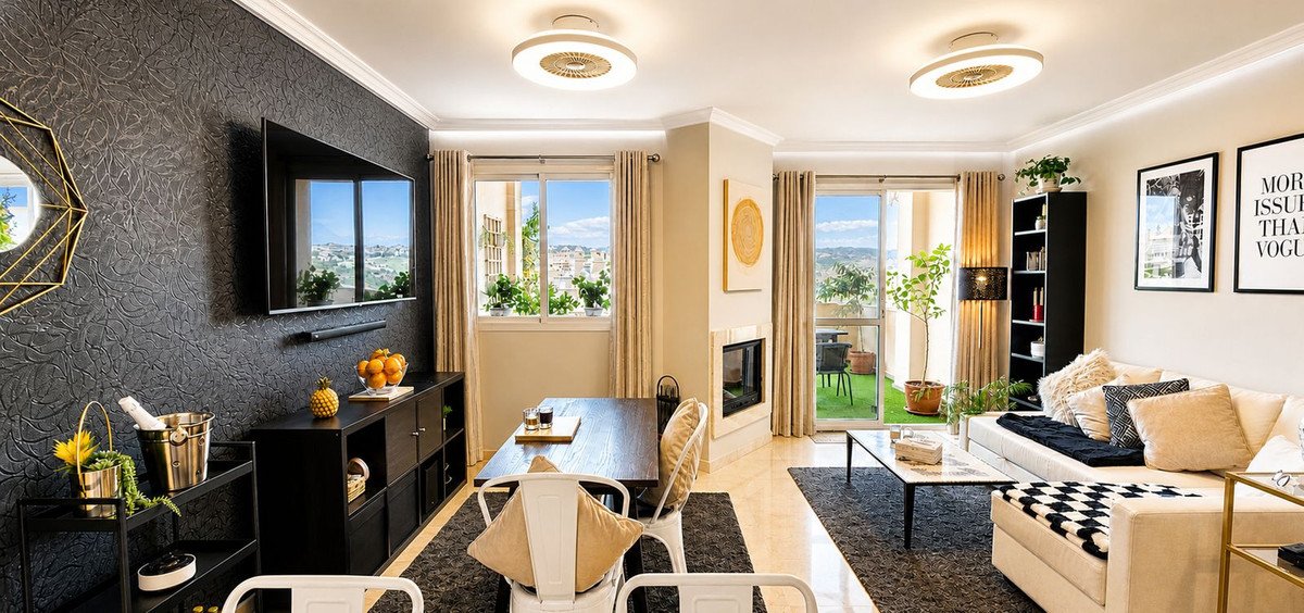2 Bed Middle Floor Apartment in La Duquesa