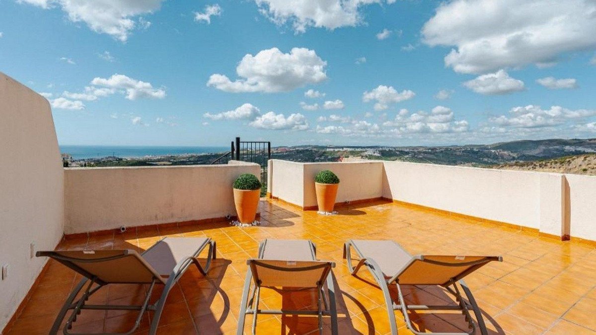 3 Bed Penthouse in Casares Playa