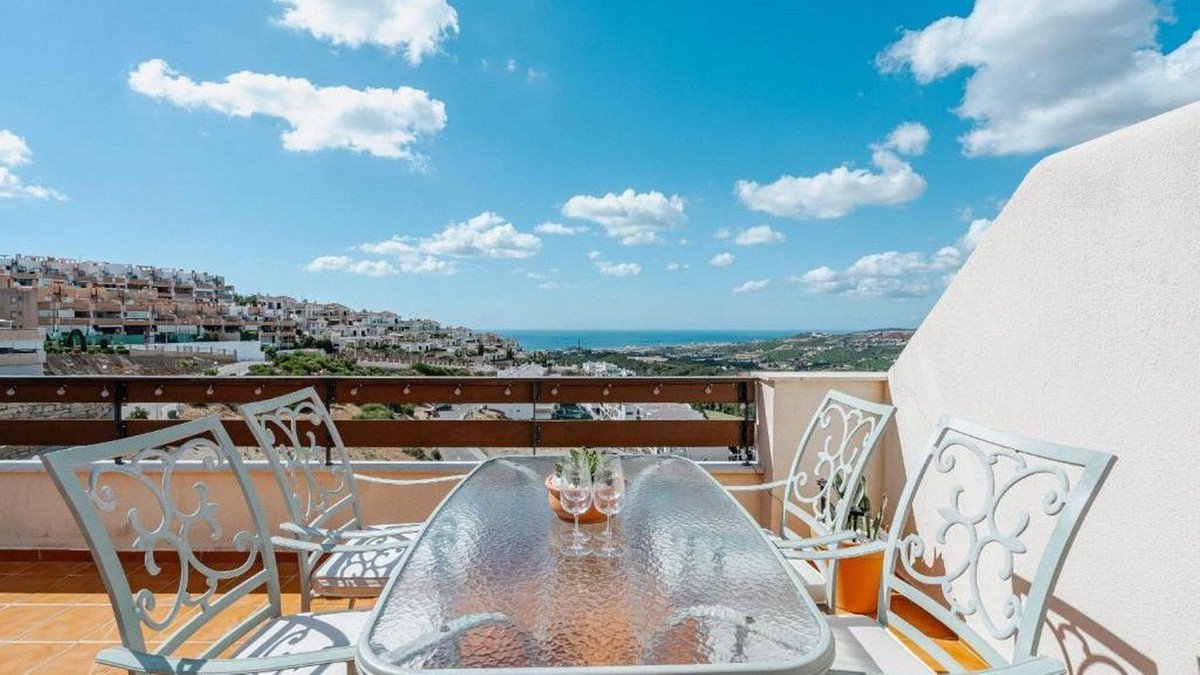 3 Bed Penthouse in Casares Playa