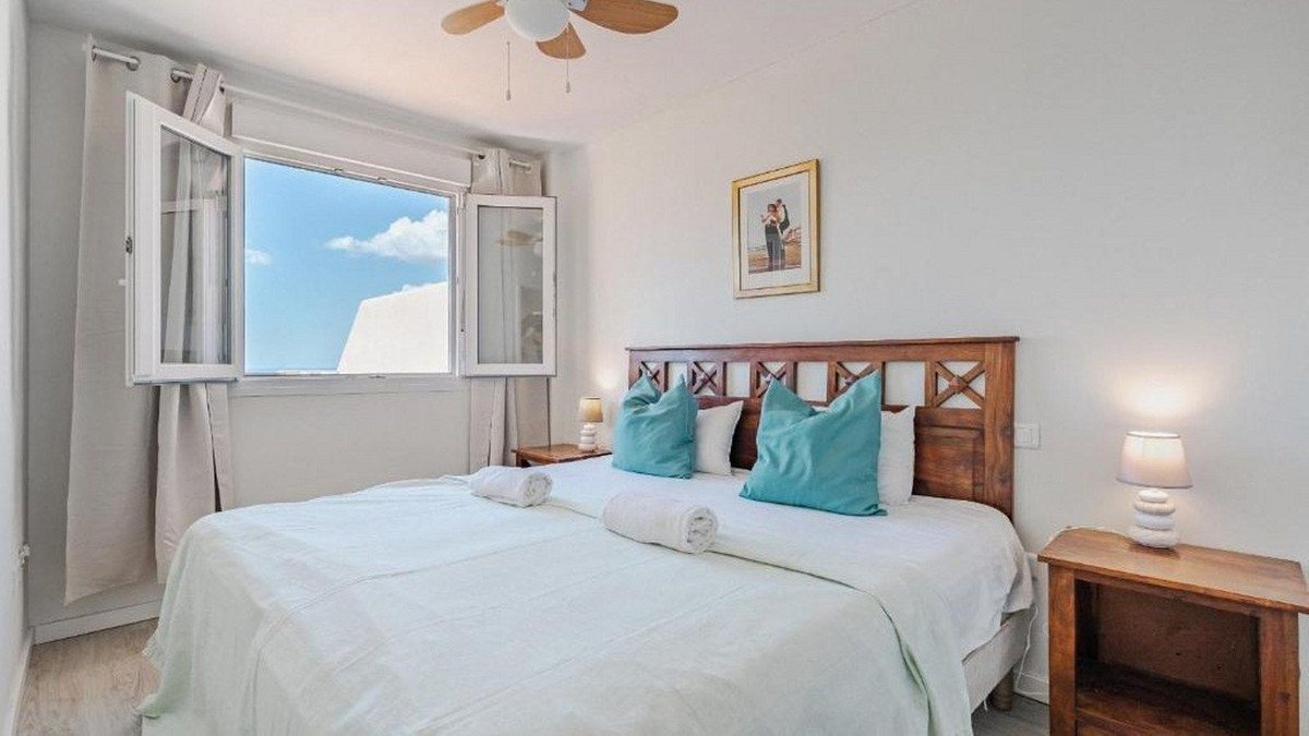 3 Bed Penthouse in Casares Playa